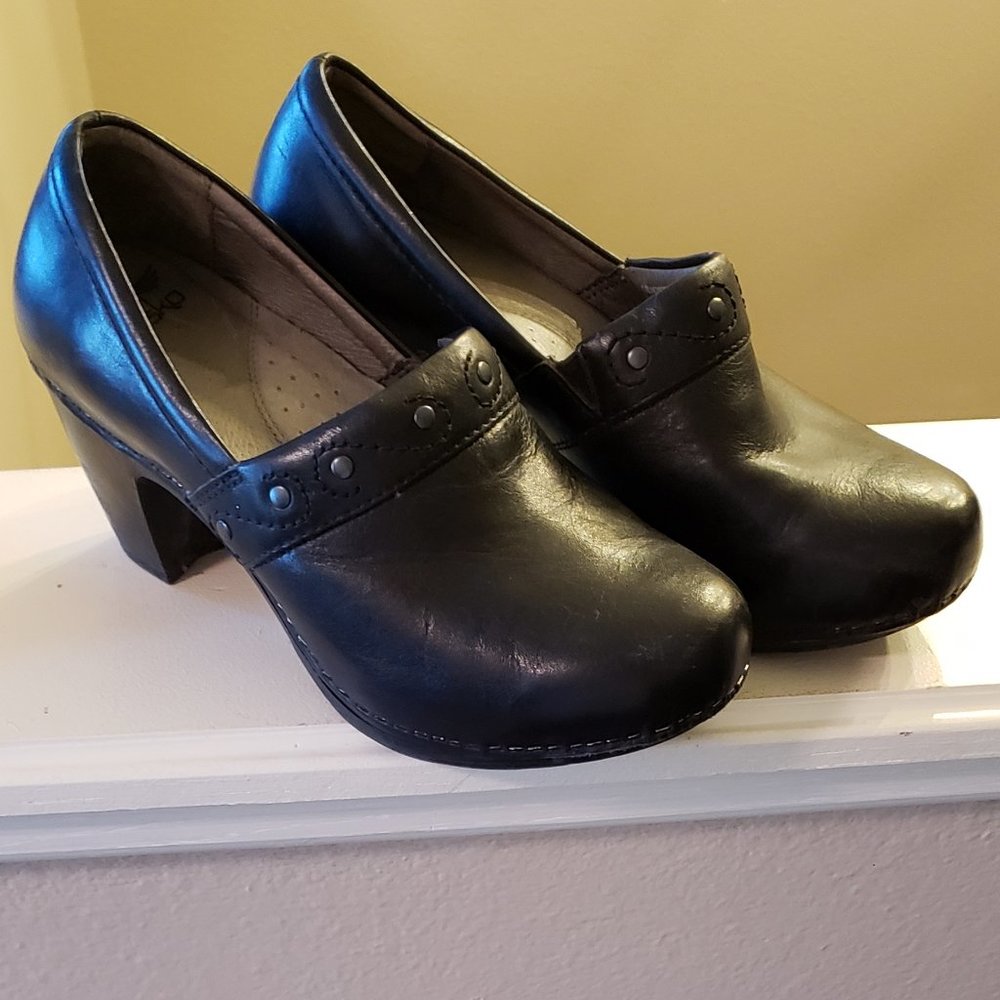 DANSKO Womens Black Leather Clogs Heels Shoes size 38 EUR 7.5-8 US